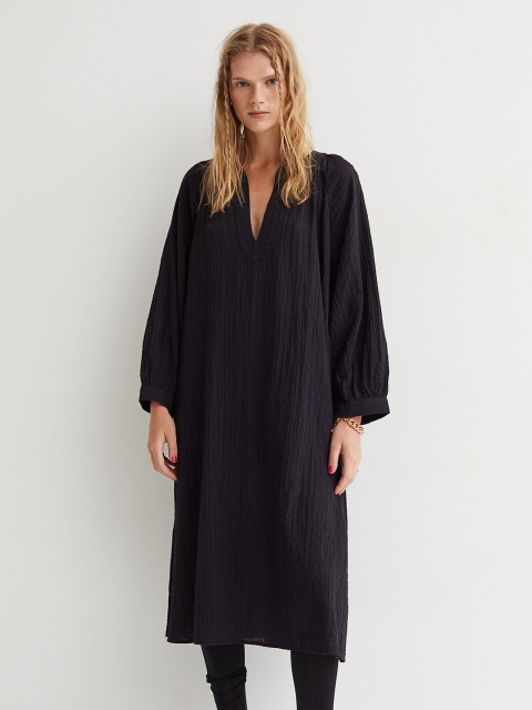 

H&M Women Black Crinkled Kaftan Dress