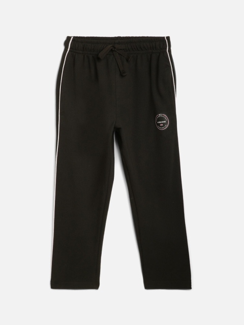 

Octave Boys Olive Green Solid Cotton Track Pants