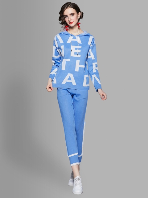 

JC Collection Women Blue & White Printed T-shirt with Trousers
