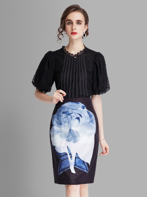 

JC Collection Women Black & Blue Printed Top with Skirt