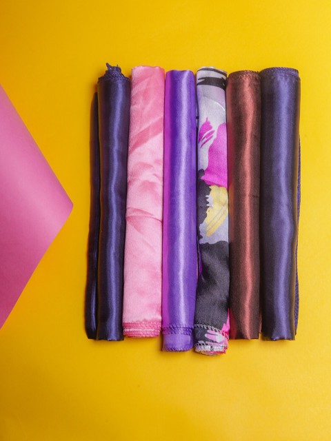 

DIVA WALK EXCLUSIVE Women Purple & Pink Set Of 6 Solid Scarf