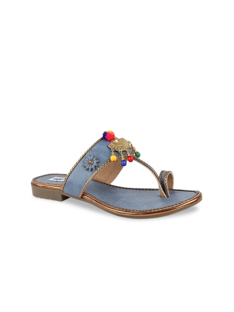 

THE WHITE POLE Women Red Embellished Leather Ethnic One Toe Flats