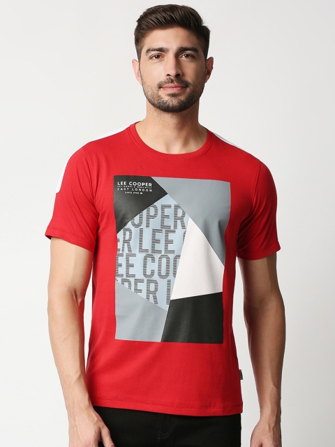 

Lee Cooper Men Red Typography 2 Printed Slim Fit T-shirt