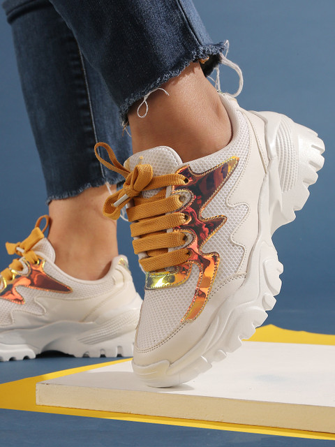 

GNIST Women White & Mustard Colourblocked Sneakers