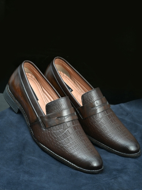 

Sir Corbett Men Brown Textured Formal Slip on Shoes