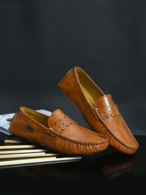 

Sir Corbett Men Tan Loafers