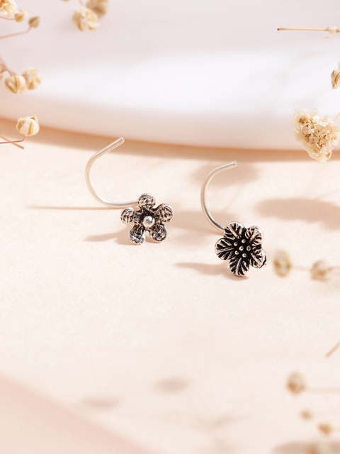 

Zavya Women Set of 2 Oxidised Silver-Plated 925 Sterling Silver Nose Pin