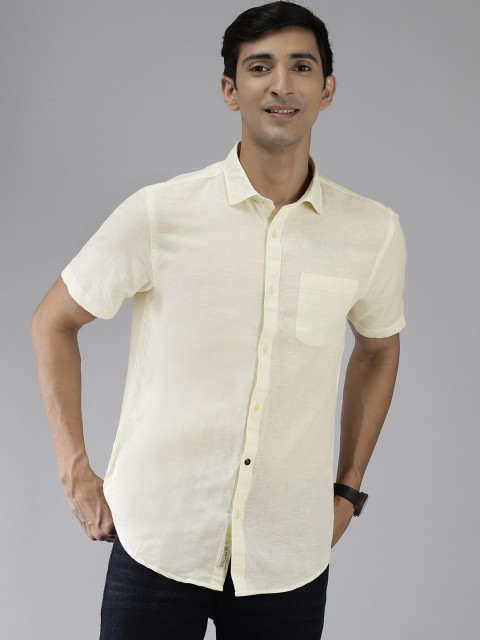 

Blackberrys Men Yellow Solid Linen Cotton Slim Fit Casual Shirt