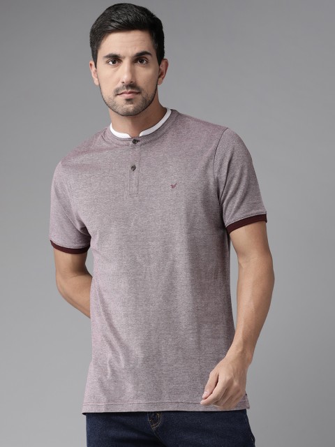 

Blackberrys Men Burgundy & White Pure Cotton Self Design Slim Fit T-shirt