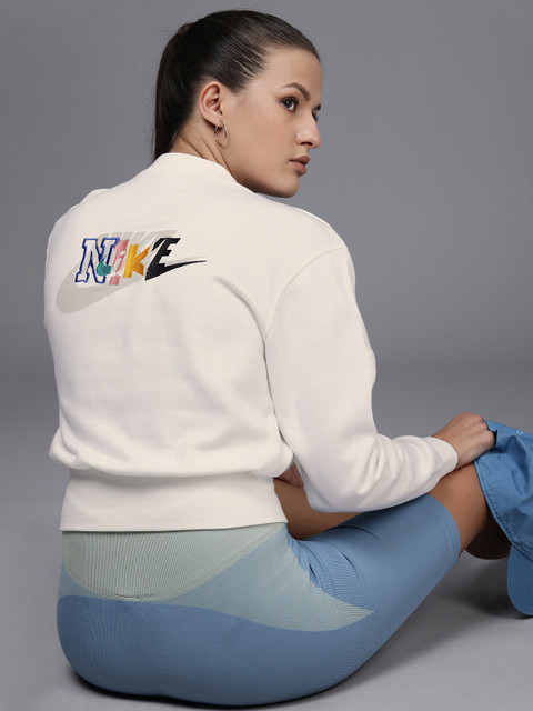 

Nike Women White Brand Logo Embroidered Fleece Sweatshirt