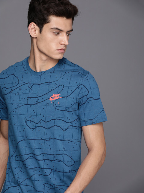 

Nike Men Blue Graphic Printed And Checked Pure Cotton T-shirt