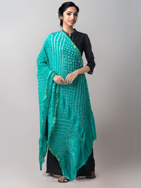 

Unnati Silks Women Green & White Dyed Pure Silk Bandhani Dupatta