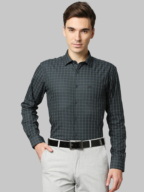 

Park Avenue Men Green Slim Fit Checked Casual Shirt