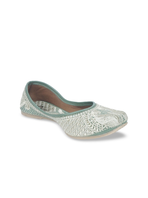 

The Desi Dulhan Women Sage Green & White Ethnic Embroidered Mojaris Flats