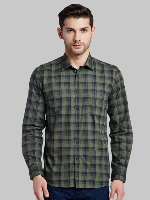 

Parx Men Green Slim Fit Checked Cotton Casual Shirt