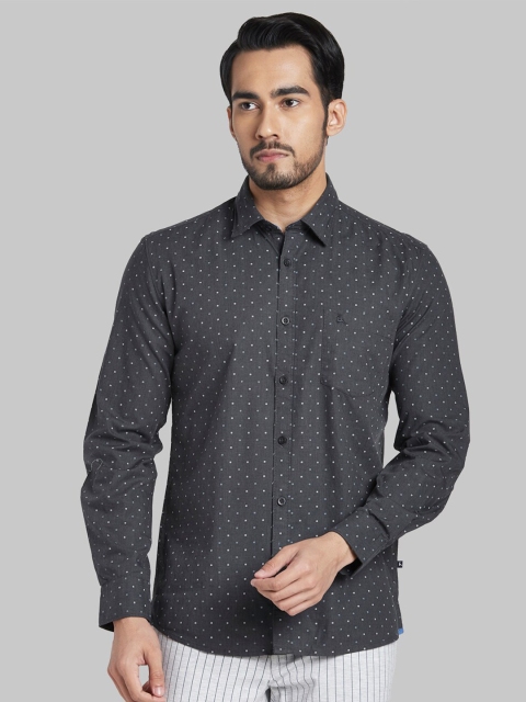 

Parx Men Grey Slim Fit Printed Casual Shirt