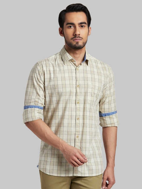 

Parx Men Beige Slim Fit Checked Casual Shirt