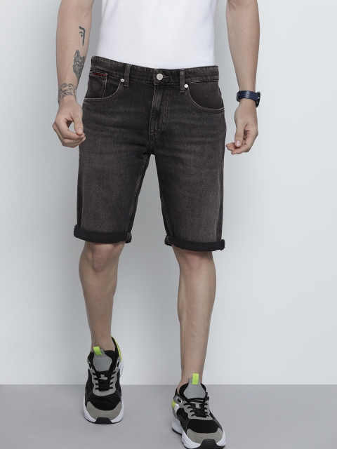 

Tommy Hilfiger Men Black Washed Ronnie Relaxed Fit Denim Shorts