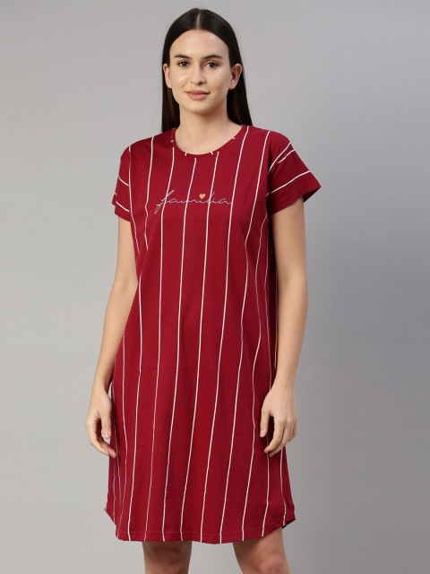 

GOLDSTROMS Red Printed Cotton Blend Knee length Nightdress