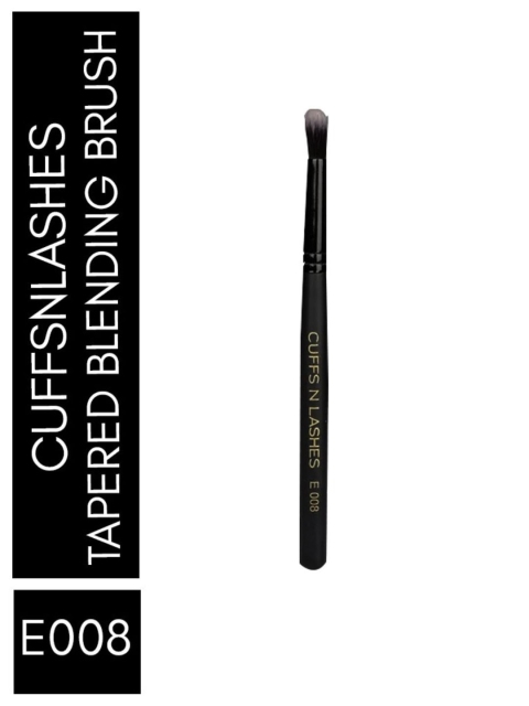 

CUFFS N LASHES Black Makeup Brush E008