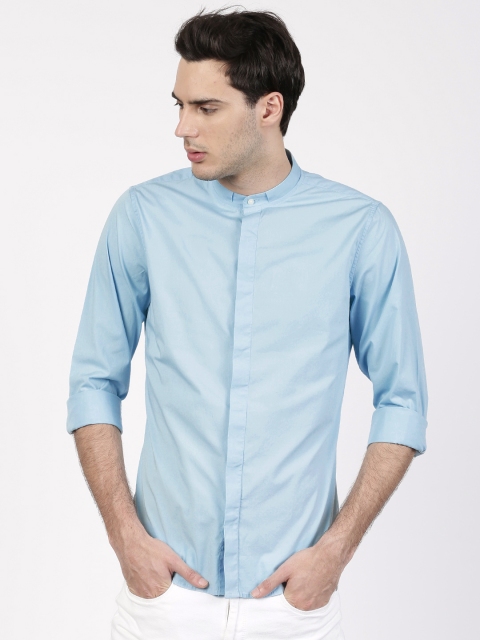 

ether Men Blue Slim Fit Solid Casual Shirt