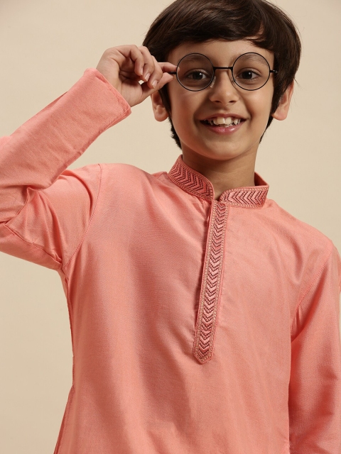 

Sanwara Boys Rose Pink & Off White Thread Work Art Silk Kurta with Pyjamas