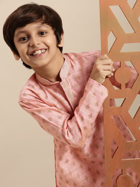 

Sanwara Boys Pink Ethnic Motifs Embroidered Thread Work Kurta with Pyjamas