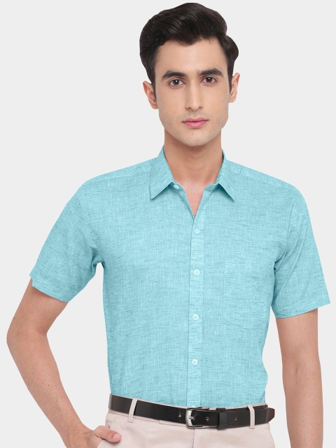 

GHPC Men Green Solid Relaxed Formal Shirt