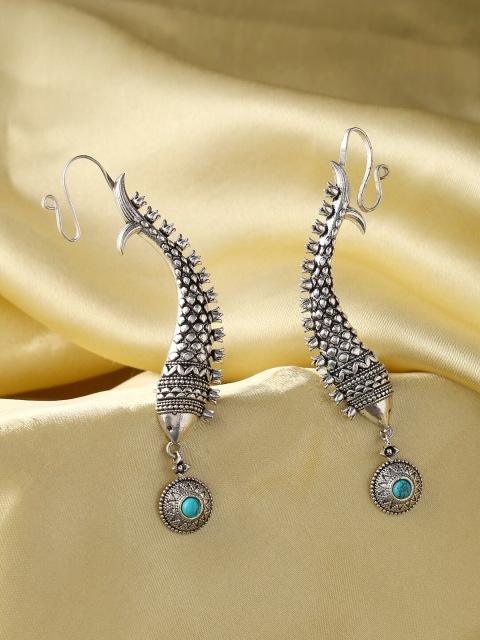 

kashwini Silver-Plated & Blue Contemporary Ear Cuff Earrings