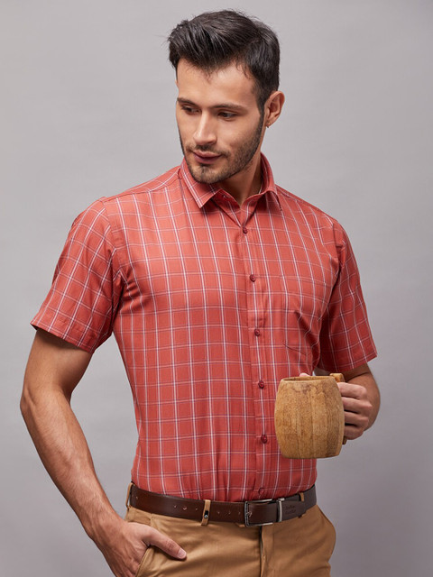 

Oxemberg Men Rust Classic Slim Fit Checked Formal Shirt