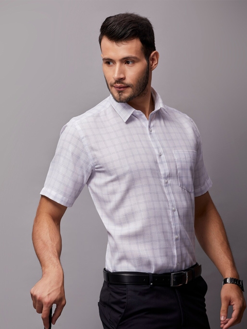 

Oxemberg Men White Classic Slim Fit Checked Formal Shirt