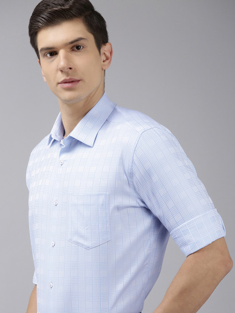 

Van Heusen Men Blue Standard Custom Fit Checked Opaque Pure Cotton Formal Shirt