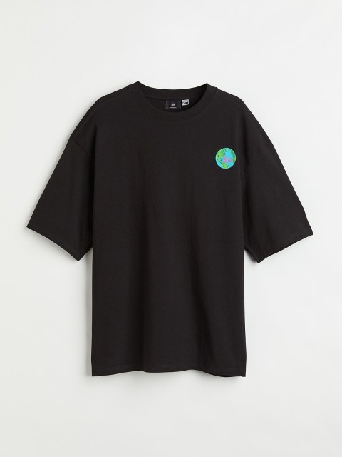 

H&M Men Oversized Fit Printed T-shirt, Black