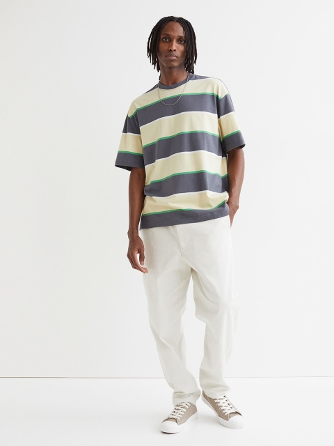 

H&M Men Yellow Patterned Cotton T-shirt