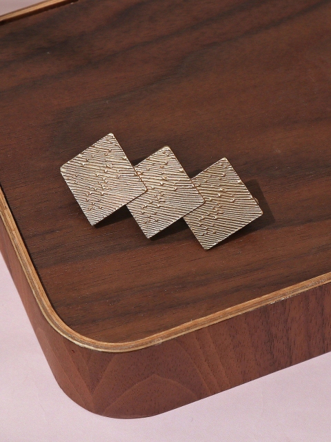 

Pipa Bella Women Gold-Plated Classic Oversized Squares Hair Pin