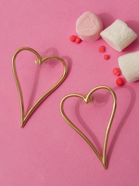 

Pipa Bella Gold-Toned Heart Shaped Drop Earrings