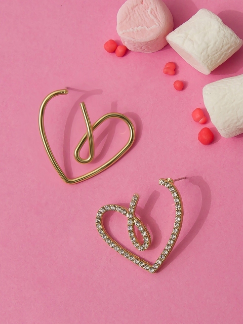 

Pipa Bella Gold-Toned Heart Shaped Studs Earrings