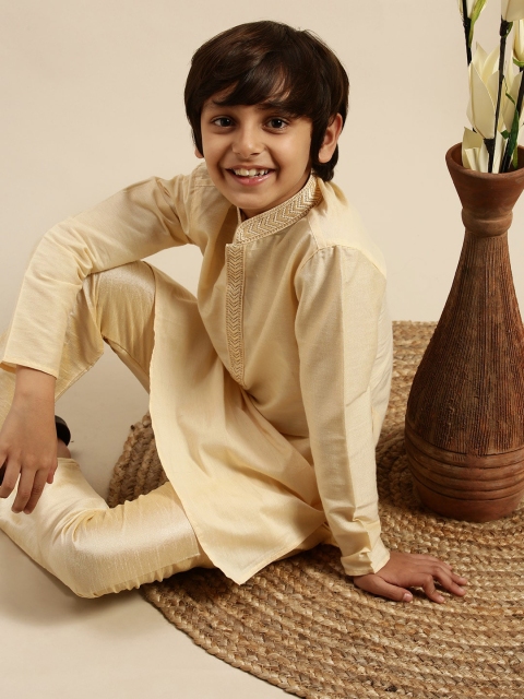 

Sanwara Boys Beige-Coloured Thread Work Pastels Art Silk Kurta