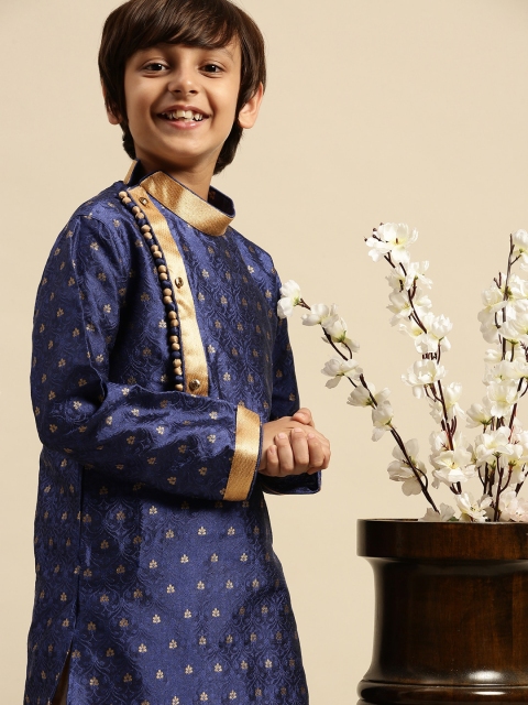 

Sanwara Boys Blue Ethnic Motifs Printed Kurta