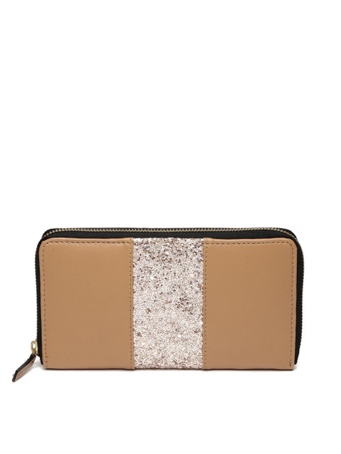 

Kanvas Katha Women Brown & Bronze-Toned Sequin Wallet