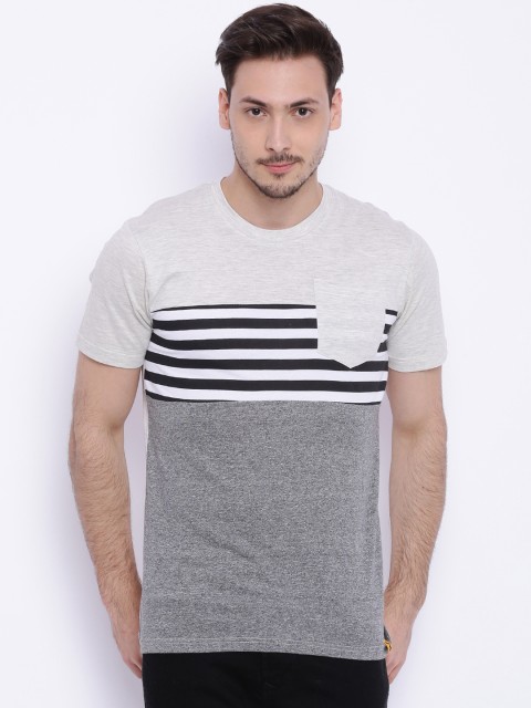 

Campus Sutra Men Grey Colourblocked Round Neck T-shirt, Grey melange