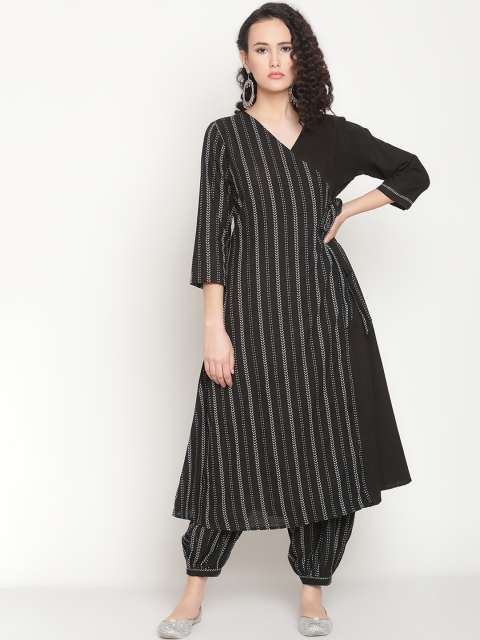 

Abhishti Women Black & White Striped Flared Sleeves Thread Work Kurta