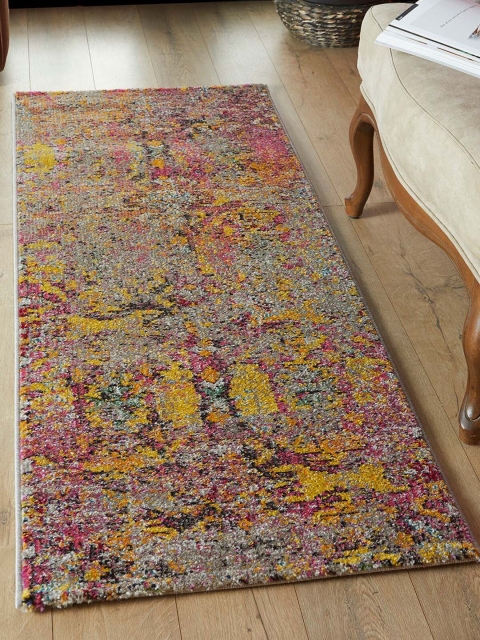 

OBSESSIONS Magenta Abstract Runner