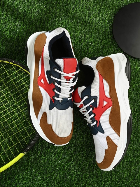 

BUCIK Men Beige Colourblocked Sneakers