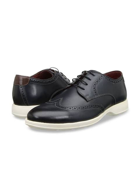 

Lee Cooper Men Blue Perforations Leather Flat Boots