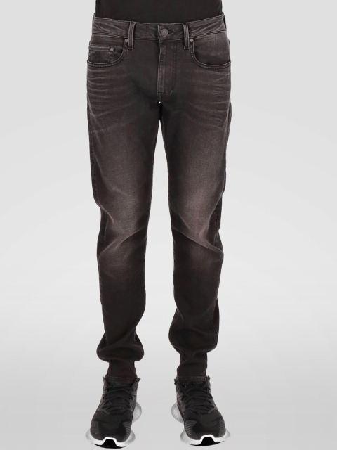 

FREESOUL Men Black Slim Fit Slash Knee Light Fade Jeans