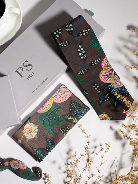 

PS MEN BY PAYAL SINGHAL Men Brown Pocket Squares