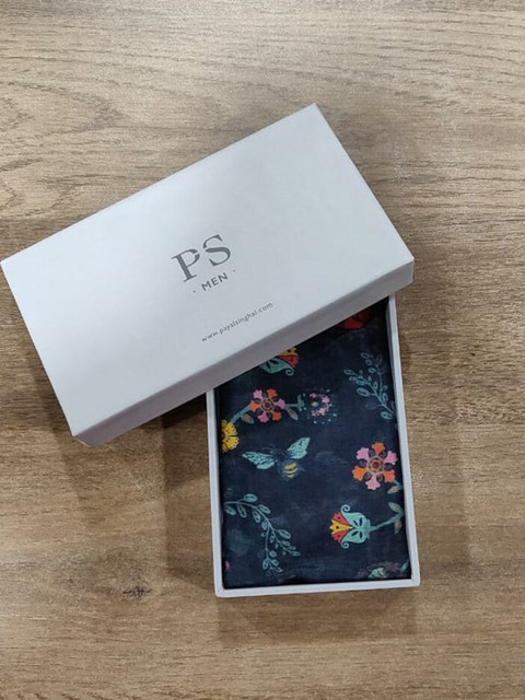 

PS MEN BY PAYAL SINGHAL Men Navy Blue & Pink Printed Pocket Squares