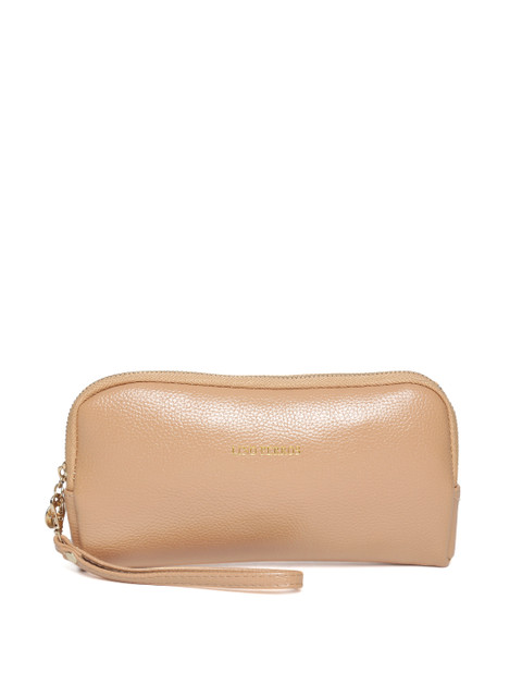 

Lisa Haydon for Lino Perros Beige Purse