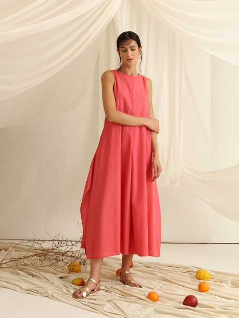 

blue hour Women Pink Solid Boat Neck Box Pleat Cotton Jumpsuit